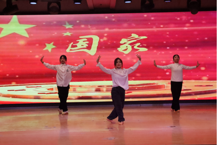 beat365官网管理学院举办“知史爱党,知史爱国”知识竞赛
