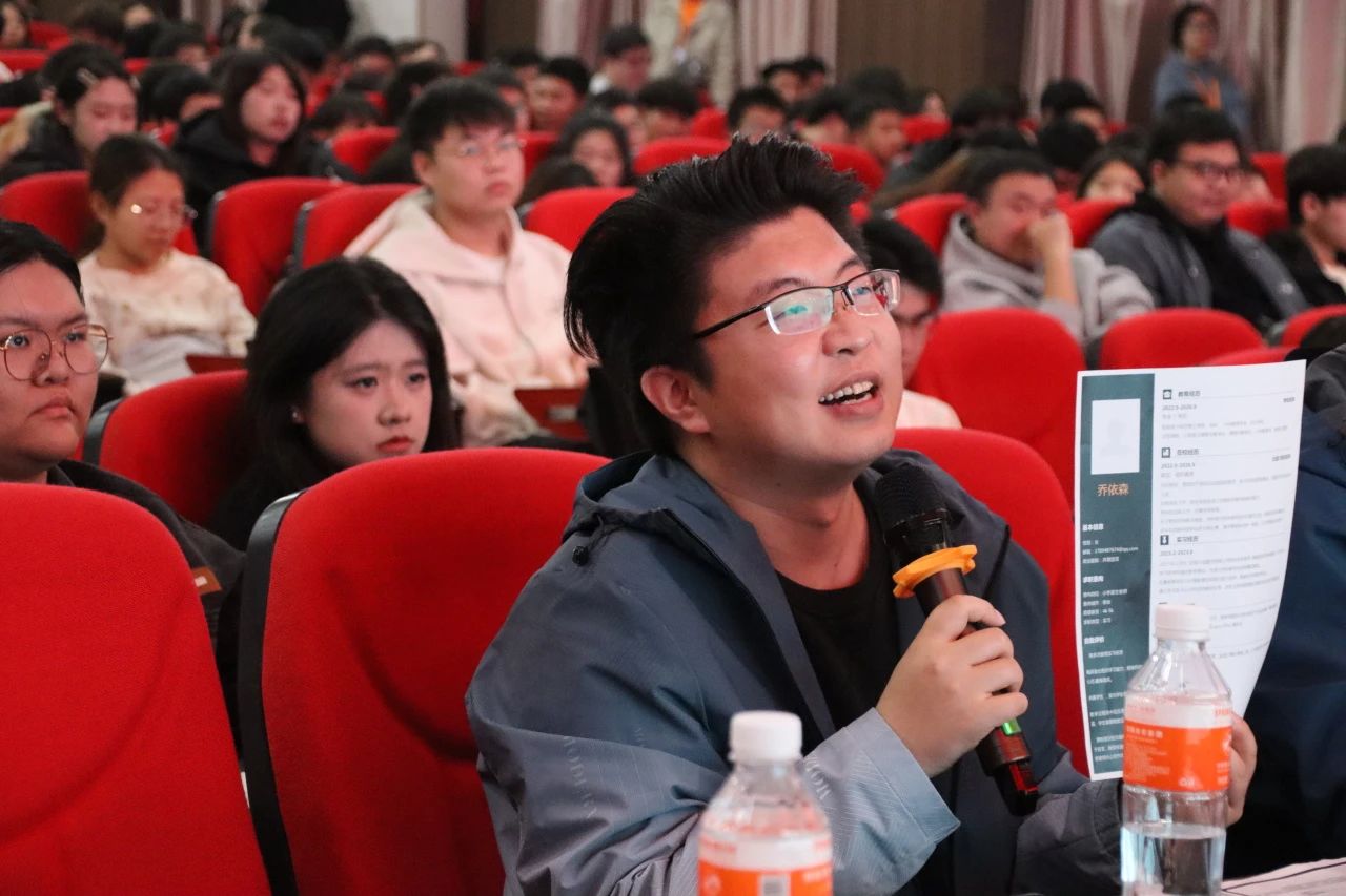 专业竞赛|beat365官网|管理学院|“化繁为‘简’，‘职’面未来”简历大赛