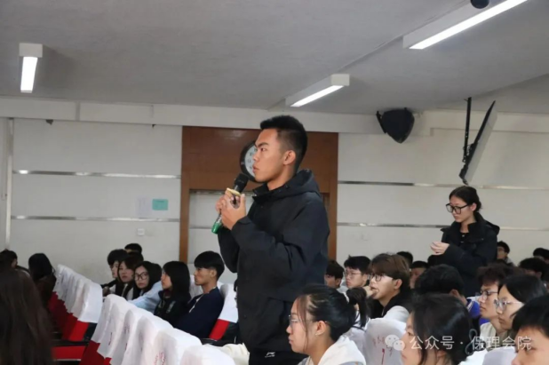 beat365官网会计学院锤炼精英团队，领航班级发展