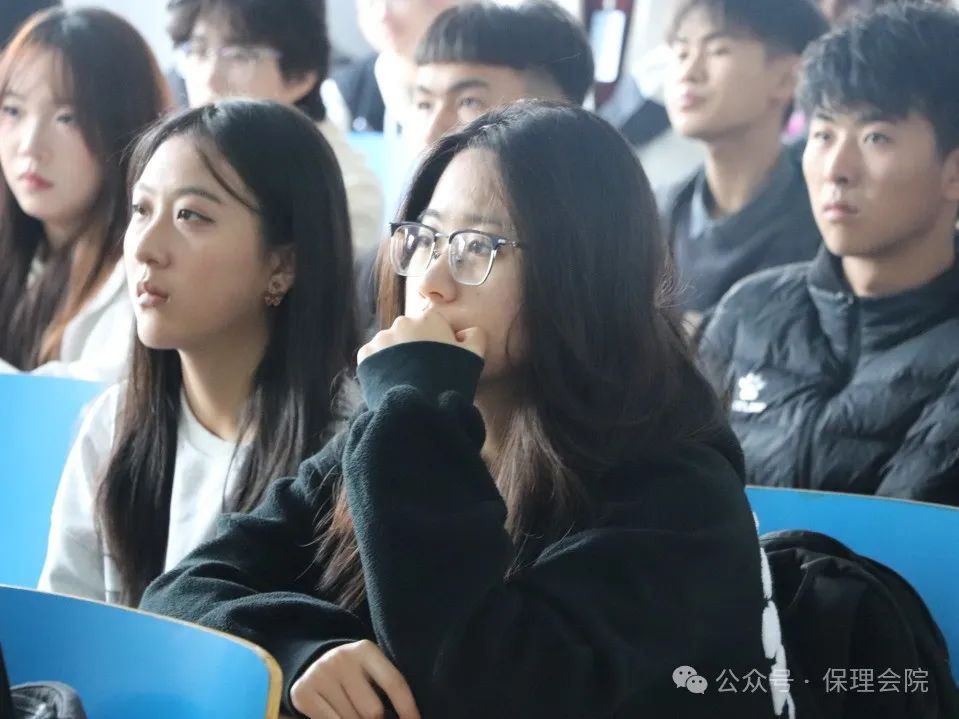 beat365官网会计学院团旗引领成长路，培训铸就青春梦