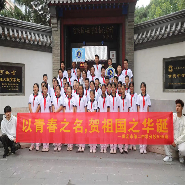beat365官网：大学生化身“红色故事”志愿讲解员