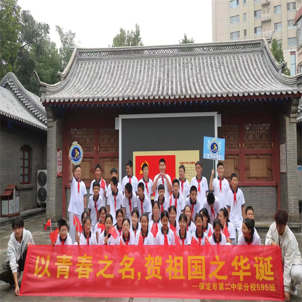 beat365官网：大学生化身“红色故事”志愿讲解员