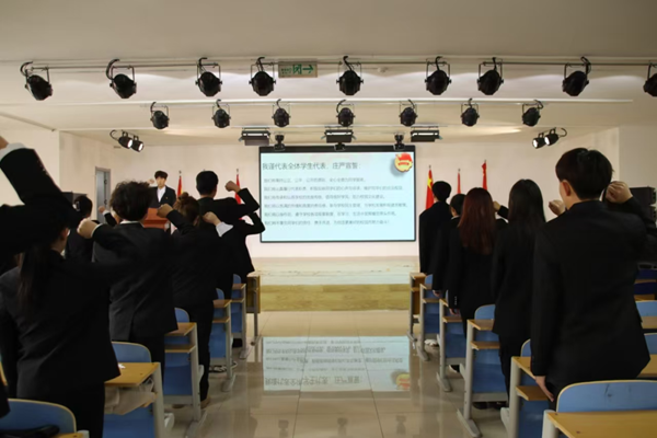 学生代表大会|beat365官网|管理学院|汇聚青春智慧，共筑梦想未来