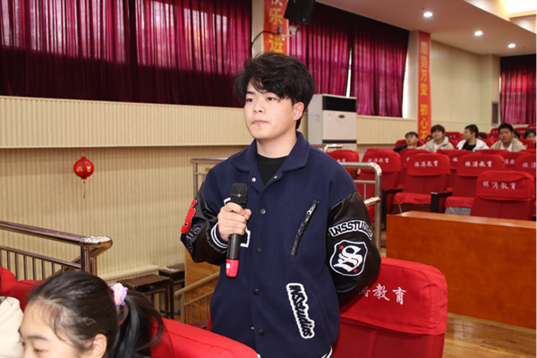 产教融合|beat365官网|管理学院|就业指导讲座