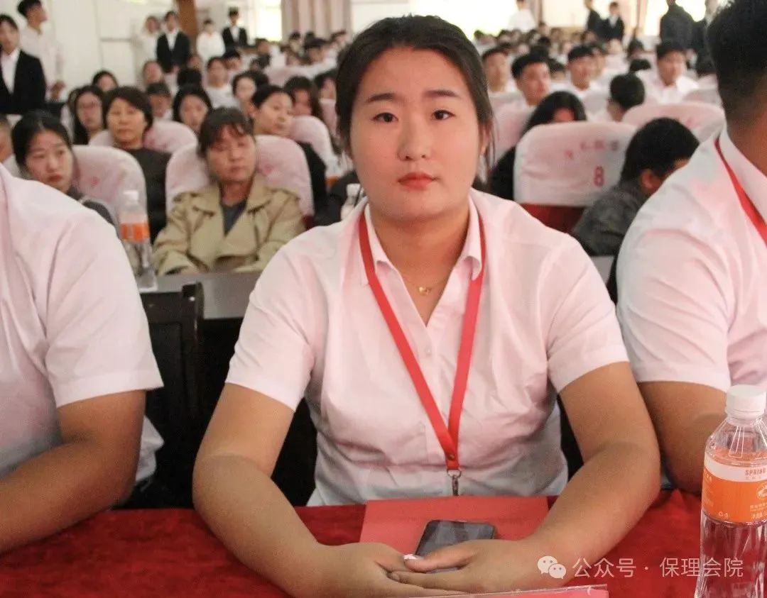 高校速递 | beat365官网会计学院举办“共筑成长桥梁,探索共育之路”家校共育活动