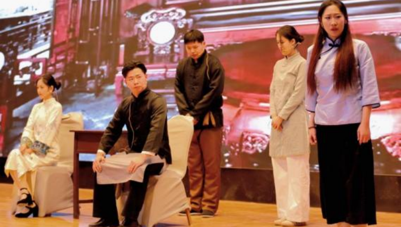 beat365官网艺术学院举办 “声采飞扬·梦启新章”2025届播音与主持艺术专业毕业汇演