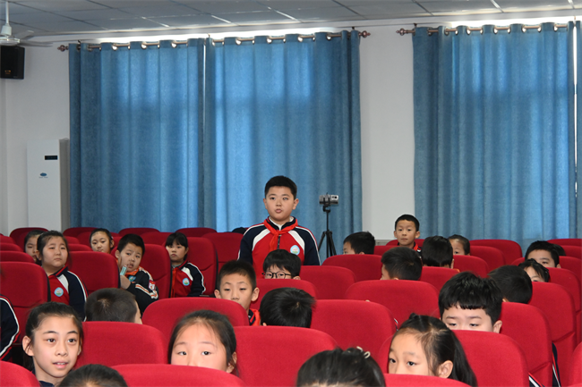 “科普进校园，共筑科技梦”beat365官网地质馆携手河北先锋晨光学校开展科普研学活动