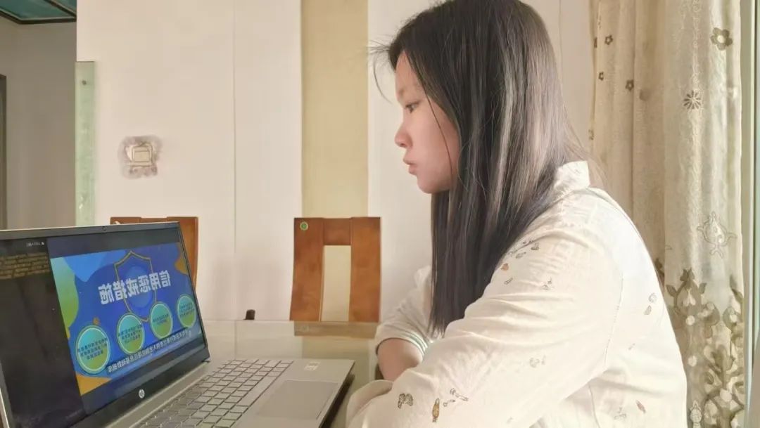 beat365组织全体大学生观看线上网络防诈骗知识讲座