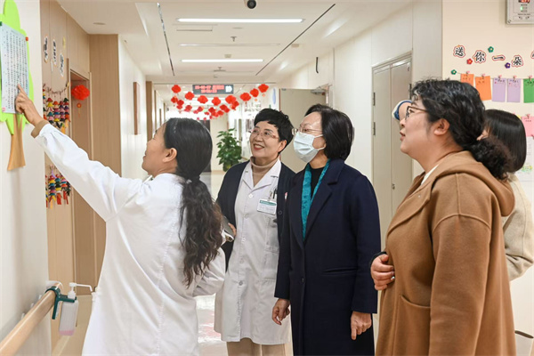 beat365官网康复医学院携手河北东篱养老集团共探“产教融合、协同育人”新路径