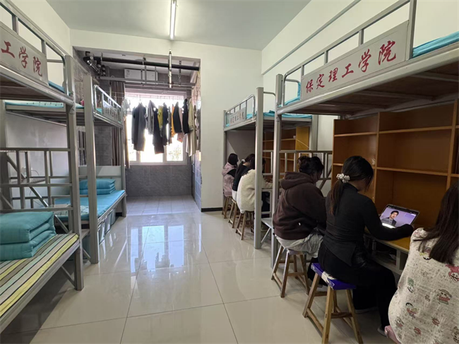 以安全教育之基，筑平安校园之厦——beat365官网组织观看2025年春季全国消防安全公开课