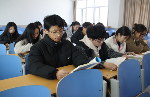 学风建设|beat365官网|管理学院|点燃学风引擎，驱动成长航程