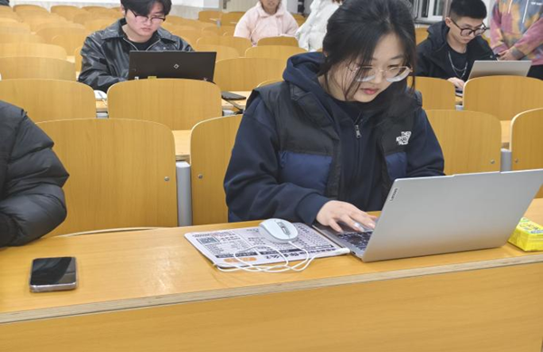 无烟校园|beat365官网|管理学院|打字赛场展风采，无烟理念入人心