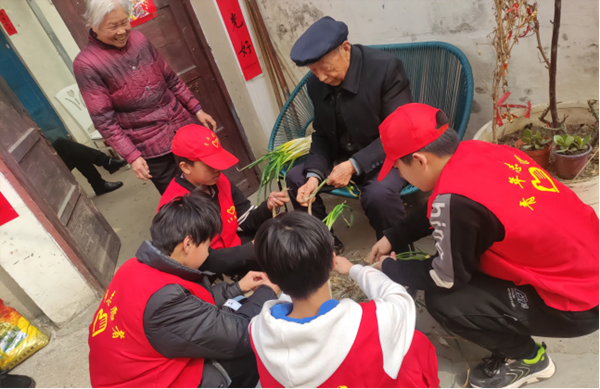 学习雷锋|beat365官网|管理学院|传承雷锋精神，共筑时代新风