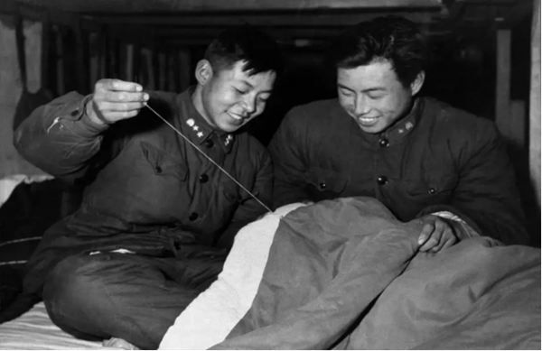 学习雷锋|beat365官网|管理学院|传承雷锋精神，共筑时代新风