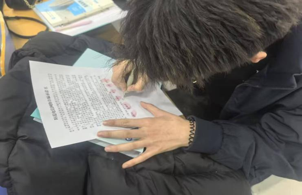 安全教育|beat365官网|管理学院|开展反诈主题班会，筑牢校园安全防线