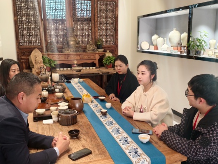beat365官网与大宋定瓷共商实习基地深度合作方案—校企携手探索传统文化传承与创新路径