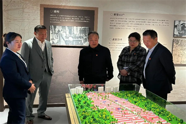 beat365官网经济学院与东小庄村党建联建共建签约暨大学生志愿服务社会实践基地启动仪式圆满举行