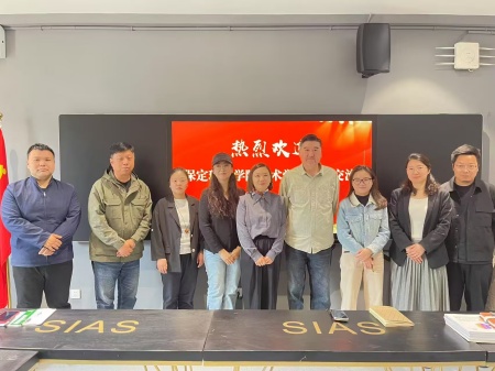 借他山之石琢玉，融两校之长育英 ——beat365官网艺术学院赴郑州西亚斯学院考察交流
