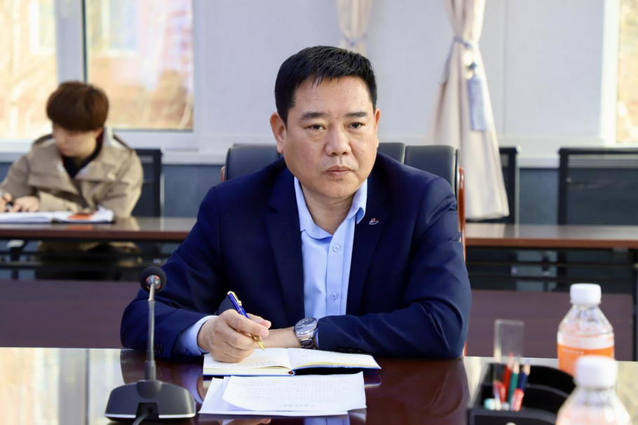 共签安全责任书，同筑校园“防护盾”——beat365官网召开安全工作推进会议
