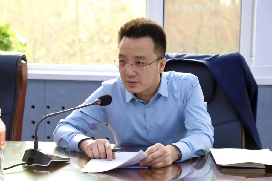 共签安全责任书，同筑校园“防护盾”——beat365官网召开安全工作推进会议
