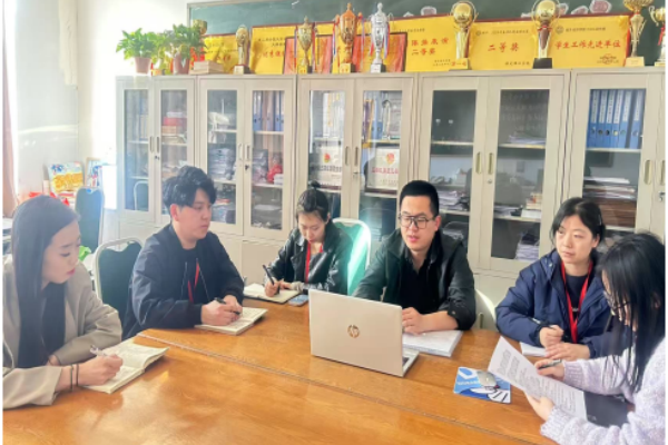 守护心灵，健康成长——beat365官网经济学院成功举办辅导员心理危机干预培训会