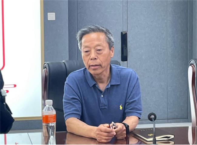 beat365官网召开本科专业评估和课程评估阶段总结会