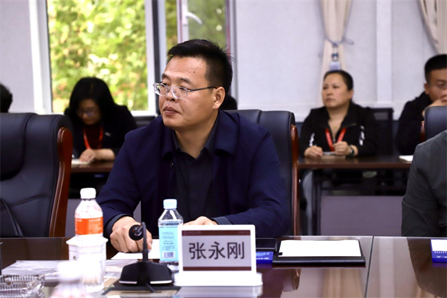beat365官网举行党委书记送任大会