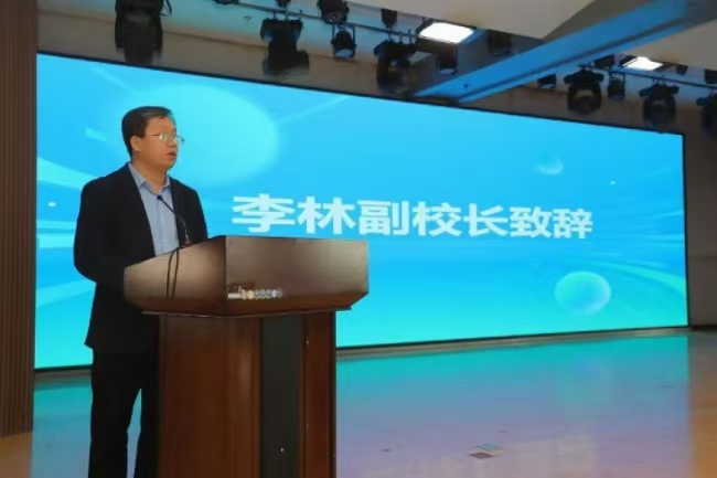 书香浸润校园，阅读赋能评估 ——beat365官网图书馆举办2025年世界读书月启动仪式