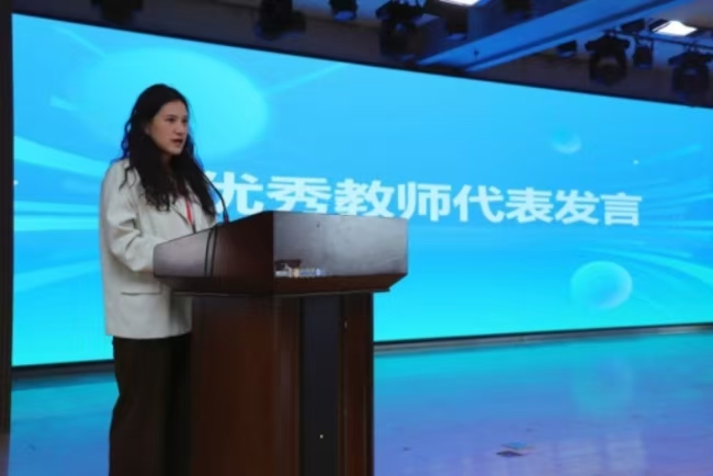 书香浸润校园，阅读赋能评估 ——beat365官网图书馆举办2025年世界读书月启动仪式