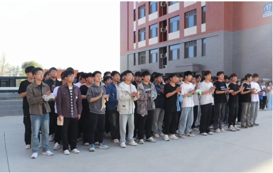 筑牢校园防火墙，让安全成为一种习惯——beat365官网会计学院消防演练