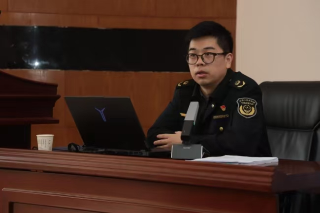 美好“食”光，安全相伴 beat365官网开展食品从业人员安全培训