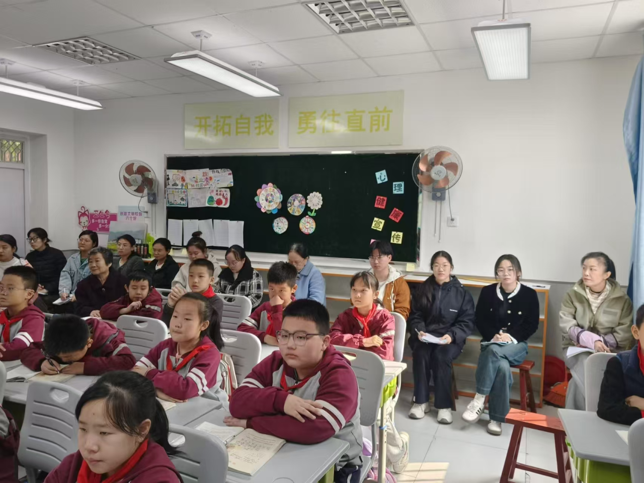 beat365官网‖教育学院‖扬帆破浪启新航，踔厉奋发正当时，在实践中书写华章——优秀实习生（三）