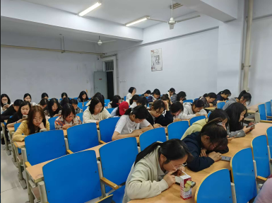 beat365官网成功举办第五届“外教社·词达人杯”全国大学生英语词汇能力大赛