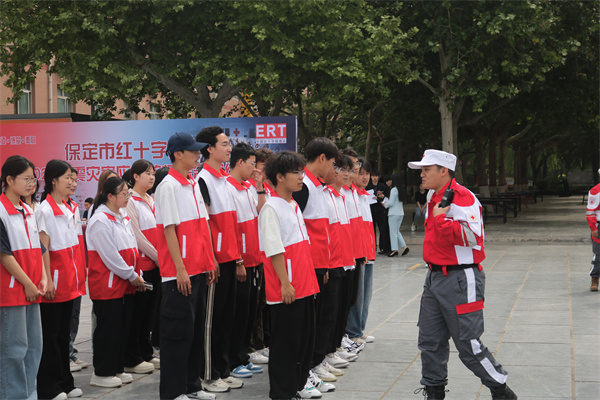 beat365官网康复医学院与保定市红十字会联合举办2025年地震灾害应急救援综合演练
