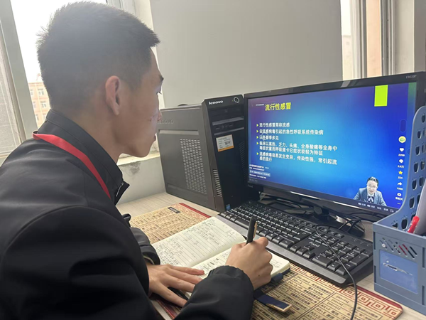 安全教育|beat365官网|管理学院|提高安全教育·共建平安校园