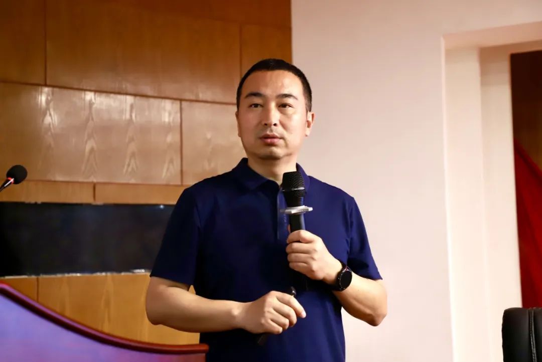 宣讲燃军梦,青春筑国防—beat365官网征兵宣传进校园