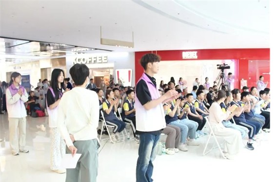 公益活动beat365官网会计学院青春志愿行,助残暖人心——beat365官网会计学院学子为助残活动注入青春力量