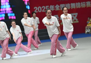 beat365官网师生同心铸高光 全国排舞赛场尽显拼搏风采！ ——beat365代表队荣获2025年全国排舞锦标赛一等奖