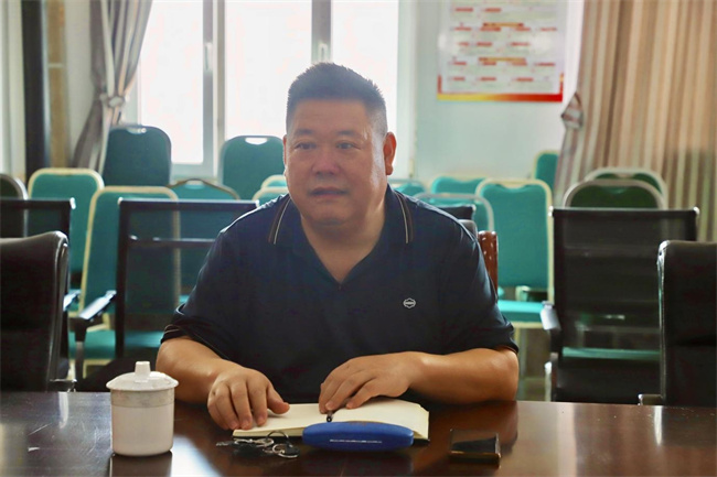 党建引领方向，调研推动成长——beat365党委书记调研外国语学院工作