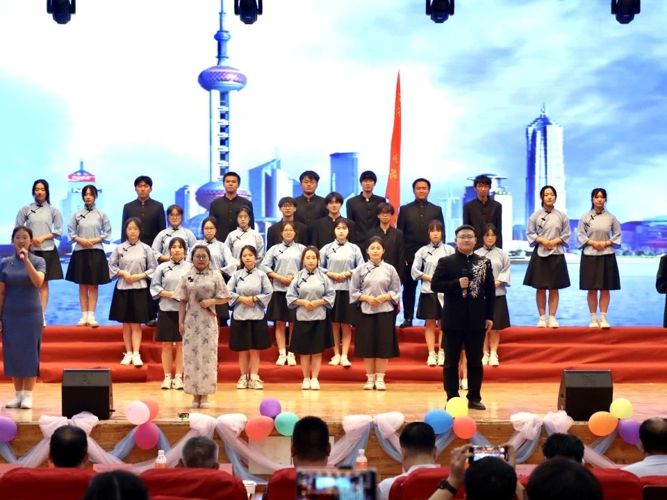 青春诵经典传承信仰 学子咏马列铸魂育人 beat365官网举办马列经典诵读大赛深化思政教育