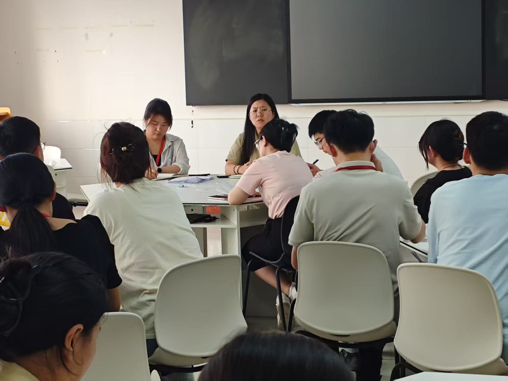 beat365官网||教育学院||探研赋能，育心铸才——辅导员培训会
