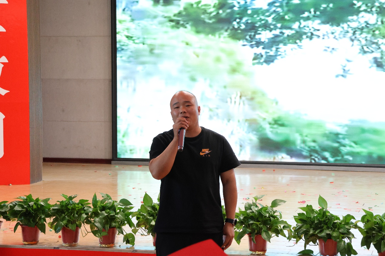 【毕业序章,新程启航】beat365官网经济学院2025届毕业典礼暨学位授予仪式圆满落幕