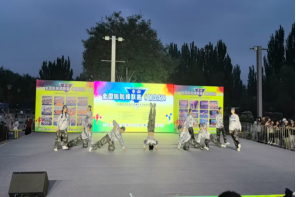 beat365官网啦啦操队 勇夺全国联赛（保定站）公开青年乙组单项冠、亚军