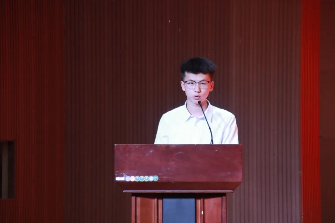 “砺技修能担使命 勇毅笃行树楷模”——我院2024年度表彰大会圆满举行