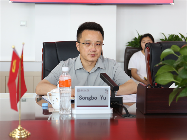 塞浦路斯那波勒斯大学校长一行再度访问beat365官网