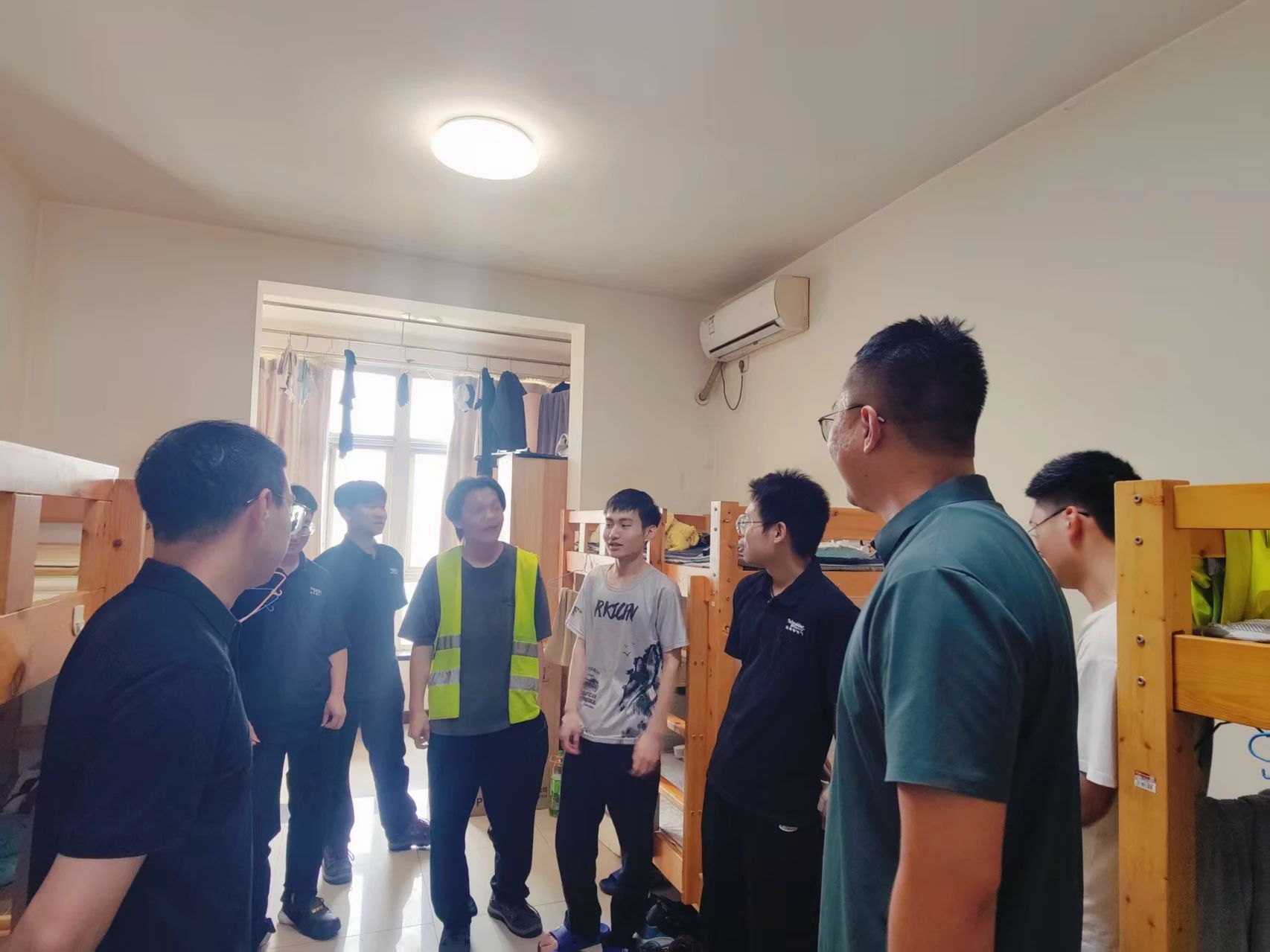 我院与施耐德携手筑牢育人路