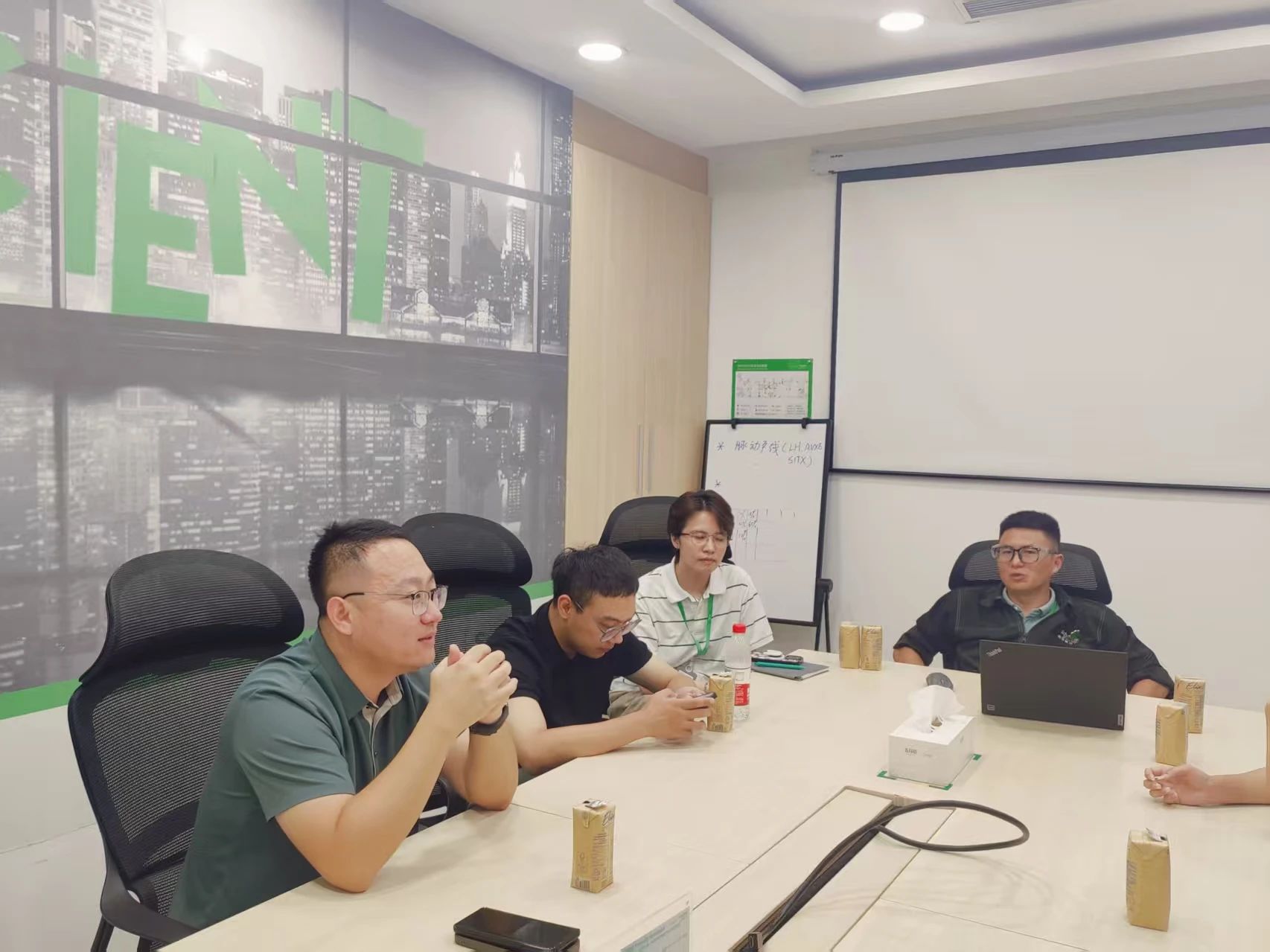 我院与施耐德携手筑牢育人路
