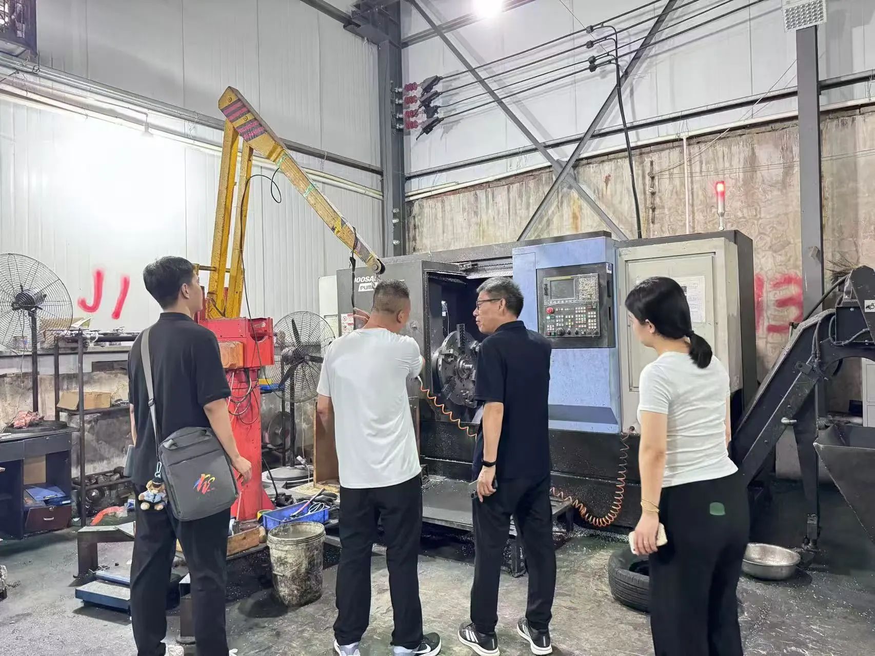 我院赴河北通久进出口贸易公司开展访企拓岗专项行动