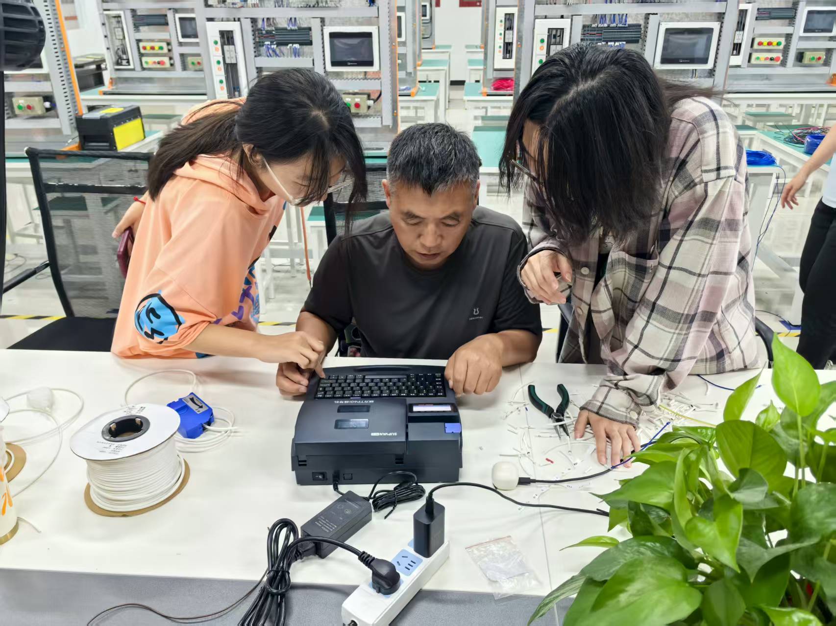我院暑期开展专业教师培训,赋能教师智能制造实践