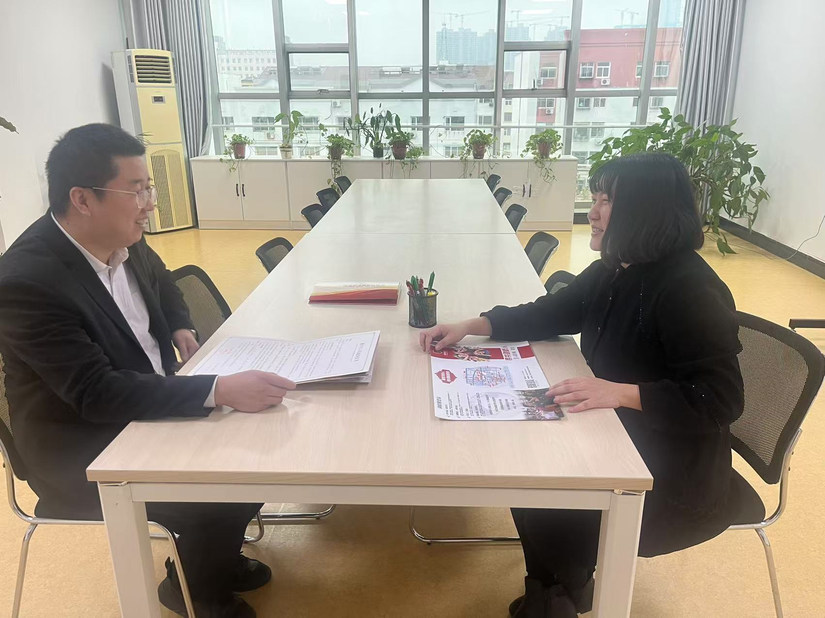访企拓岗促就业，beat365官网教育学院与剑桥英语学校开启合作新篇章